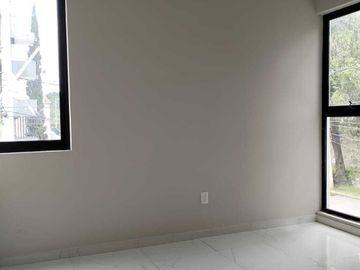 Departamento en Venta en Col. Monumental, Ideal para Profesionistas de la Salud