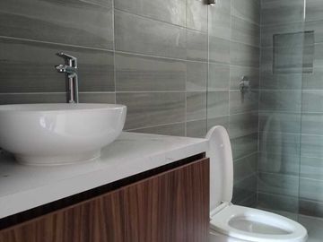 Departamento en Venta en Col. Monumental, Ideal para Profesionistas de la Salud