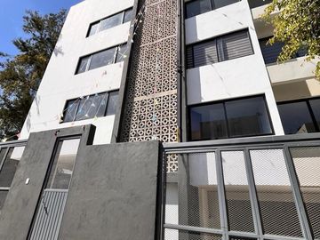 Departamento en Venta en Col. Monumental, Ideal para Profesionistas de la Salud