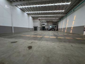 Renta Nave Industrial 1,321m2 con Seguridad 24/7 y Espacios Flexibles