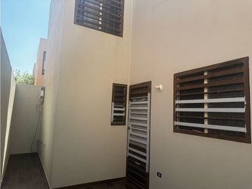 RMC CASA EN VENTA EN PARAJE SANTA ROSA EN APODACA NUEVO LEÓN