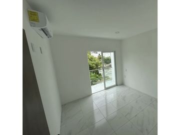 CASA ESPACIOSA EN LADERAS DE LA LOMA