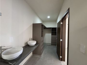 CASA EN PREVENTA EN RESIDENCIAL BOSQUES DE LA TRINIDAD