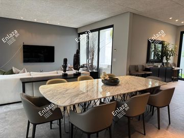 Casa en Venta en Bosques del Valle San Pedro Garza García