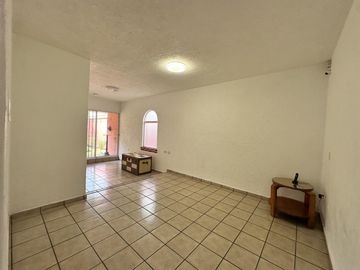 CASA EN KLOSTER SUMIYA