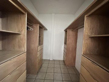 CASA EN KLOSTER SUMIYA