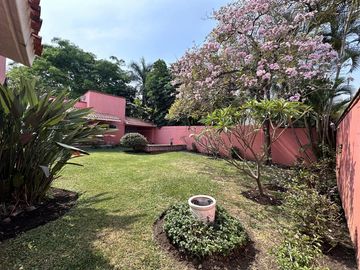 CASA EN KLOSTER SUMIYA