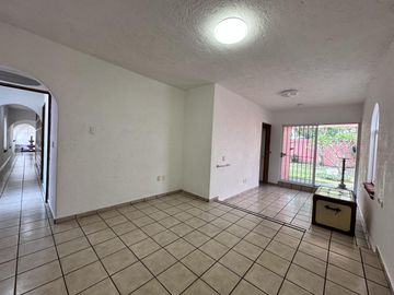 CASA EN KLOSTER SUMIYA