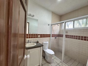 CASA EN KLOSTER SUMIYA