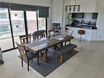 APARTAMENTO A LA VENTA PH LAS OLAS 2 VISTA MAR SAN CARLOS