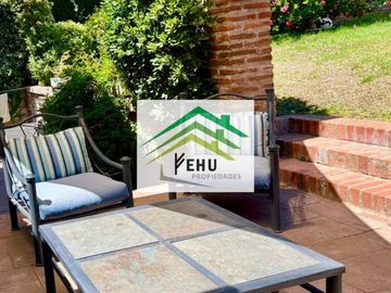 SE VENDE CASA DE ENSUEÑO EN LOMAS DE LO AGUIRRE, SANTIAGO