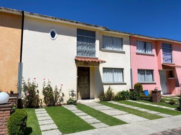 VENTA DE CASA EN COLONIA SANTA CRUZ AZCAPOTZALTONGO TOLUCA