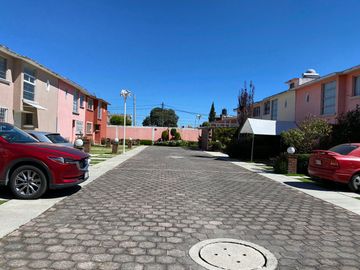 VENTA DE CASA EN COLONIA SANTA CRUZ AZCAPOTZALTONGO TOLUCA