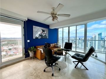 PENTHOUSE EN AVENIDA BALBOA - VENTA