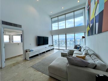 PENTHOUSE EN AVENIDA BALBOA - VENTA