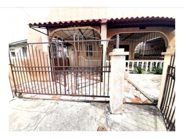 VENDO CASA EN ARRAIJAN ALTOS DE VISTA ALEGRE 3R
