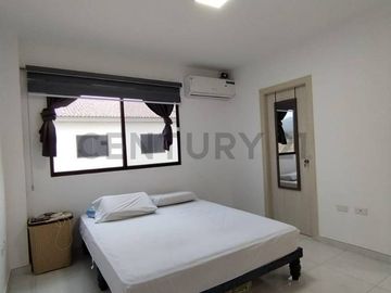 Venta Casa 4 Dorm. en Urb. Costalmar II, Vía a la Costa H.Cho