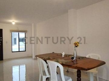 Venta Casa 4 Dorm. en Urb. Costalmar II, Vía a la Costa H.Cho