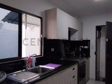 Venta Casa 4 Dorm. en Urb. Costalmar II, Vía a la Costa H.Cho
