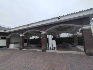 Venta Casa 4 Dorm. en Urb. Costalmar II, Vía a la Costa H.Cho