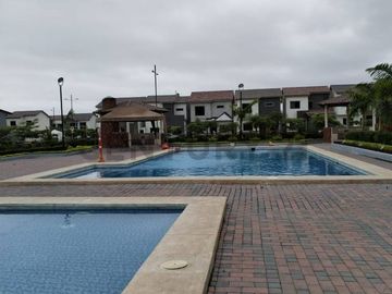 Venta Casa 4 Dorm. en Urb. Costalmar II, Vía a la Costa H.Cho