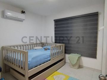 Venta Casa 4 Dorm. en Urb. Costalmar II, Vía a la Costa H.Cho