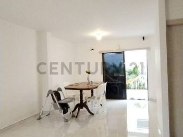 Venta Casa 4 Dorm. en Urb. Costalmar II, Vía a la Costa H.Cho