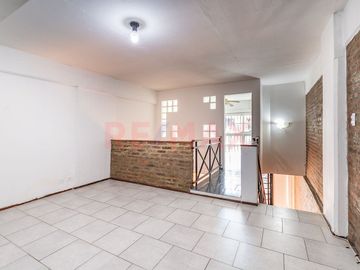 Dúplex - Parque Centenario – 3 Ambientes c/balcon