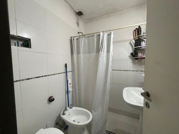 SE VENDE DPTO DOS DORMITORIOS PB  HOUSING ARGUELLO