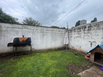 SE VENDE DPTO DOS DORMITORIOS PB  HOUSING ARGUELLO