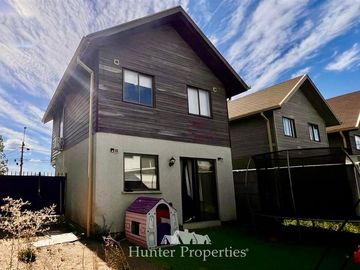 Casa en Venta en valles de country, 35 1/2 oriente con 21 norte aprox