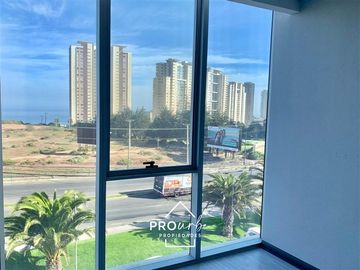 Oficina en Venta en A una cuadra del Jumbo de Concón en stripcenter