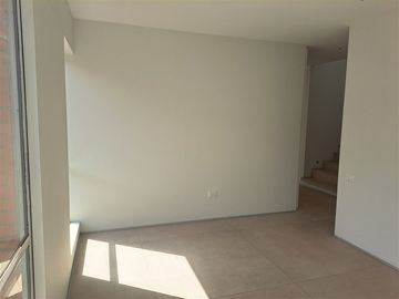 Oficina en Venta en Luis Carrara con las Hualtatas
