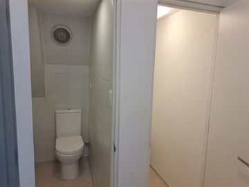 Oficina en Venta en Luis Carrara con las Hualtatas