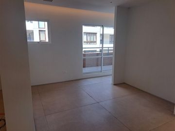 Oficina en Venta en Luis Carrara con las Hualtatas