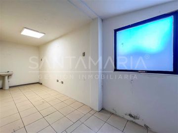 Oficina en Venta en Cochrane, Concepción
