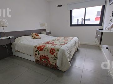 Duplex en Housing de Miradores, totalmente central!
