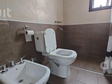 Duplex en Housing de Miradores, totalmente central!