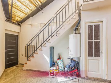 Venta casa en Boedo 5 ambientes 240M² construidos sobre terreno lote de 146M² USAB2 454M² vendibles