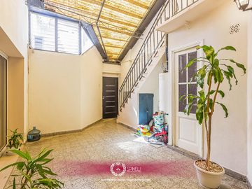 Venta casa en Boedo 5 ambientes 240M² construidos sobre terreno lote de 146M² USAB2 454M² vendibles