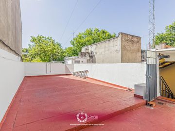 Venta casa en Boedo 5 ambientes 240M² construidos sobre terreno lote de 146M² USAB2 454M² vendibles