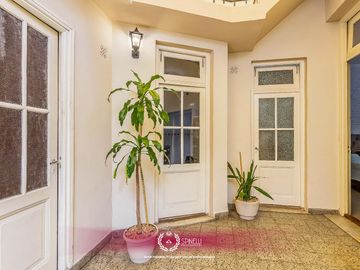 Venta casa en Boedo 5 ambientes 240M² construidos sobre terreno lote de 146M² USAB2 454M² vendibles