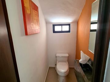 ¡Entrega Inmediata! Casa en Venta en Cholul al Norte de Mérida