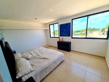 ¡Entrega Inmediata! Casa en Venta en Cholul al Norte de Mérida