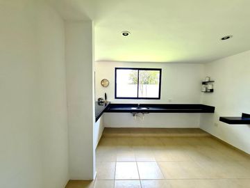 ¡Entrega Inmediata! Casa en Venta en Cholul al Norte de Mérida