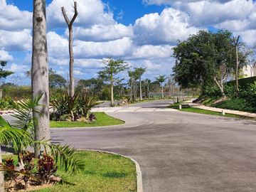 ¡Entrega Inmediata! Casa en Venta en Cholul al Norte de Mérida