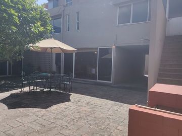 SE VENDE EXCELENTE CASA EN CERRADA EN TECAMACHALCO (V)