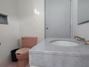 SE VENDE EXCELENTE CASA EN CERRADA EN TECAMACHALCO (V)
