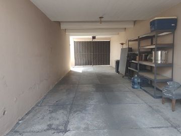 SE VENDE EXCELENTE CASA EN CERRADA EN TECAMACHALCO (V)