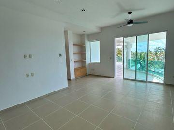 SPACIOUS 3 BEDROOM CONDO IN EXCLUSIVE PUERTO AVENTURAS BUILDING
